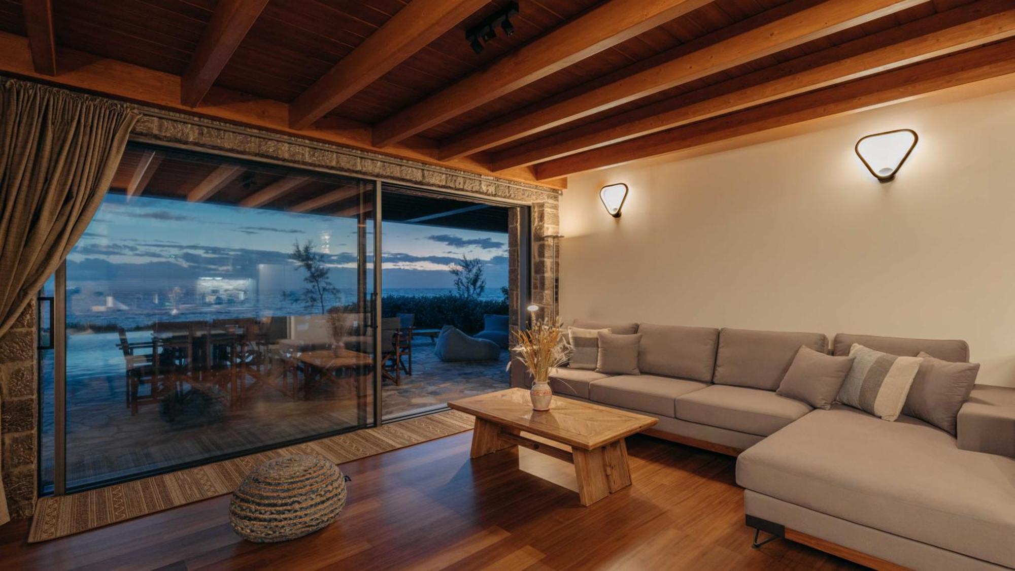 Real Life Homes Luxurious Seafront Villas Each With Their Own Private Pools Korakochori Экстерьер фото
