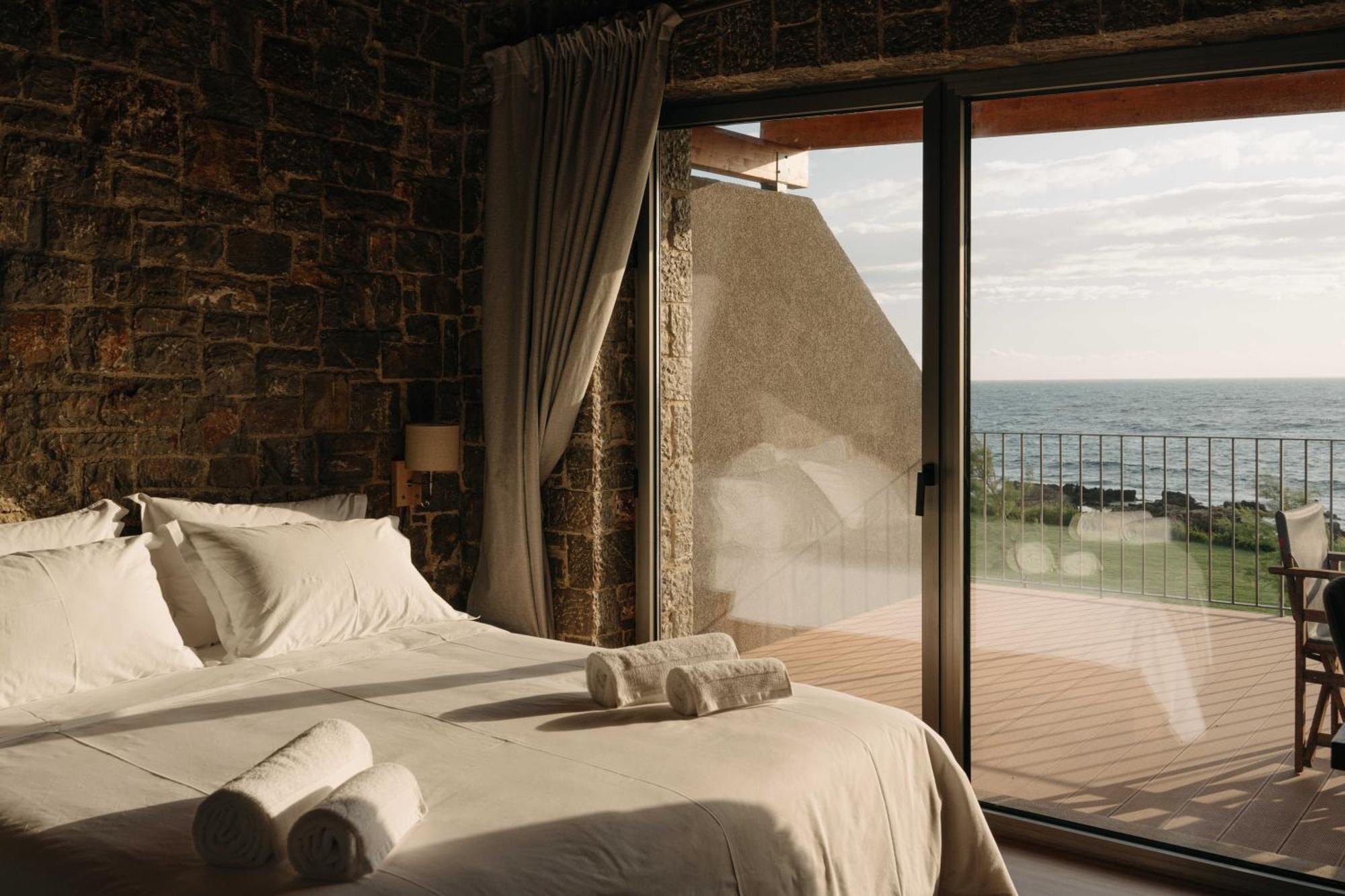 Real Life Homes Luxurious Seafront Villas Each With Their Own Private Pools Korakochori Экстерьер фото