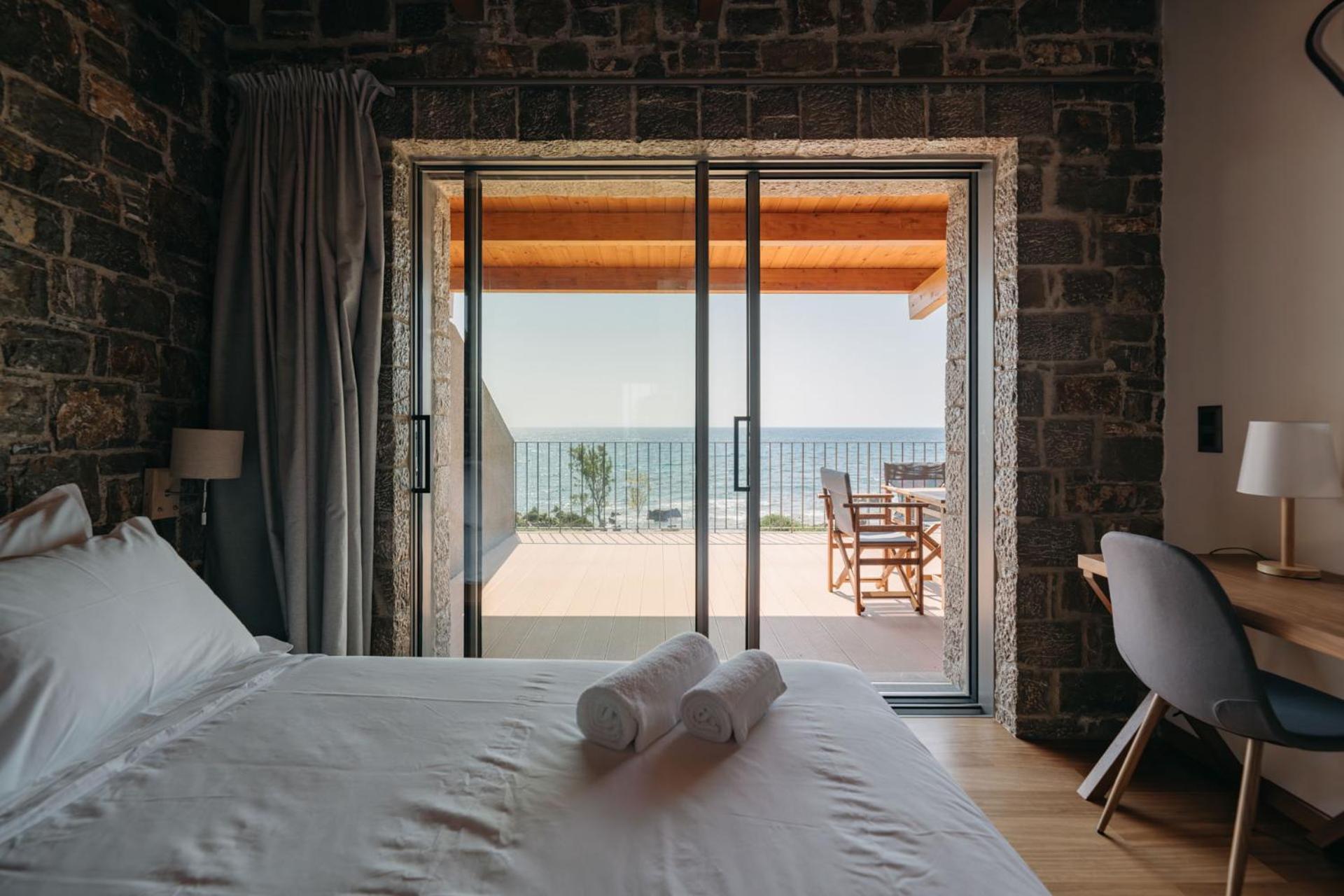 Real Life Homes Luxurious Seafront Villas Each With Their Own Private Pools Korakochori Экстерьер фото